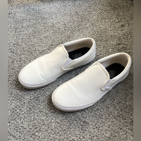 ❗️SOLD ❗️ Slip - On Leather Vans - Picture 2 of 4